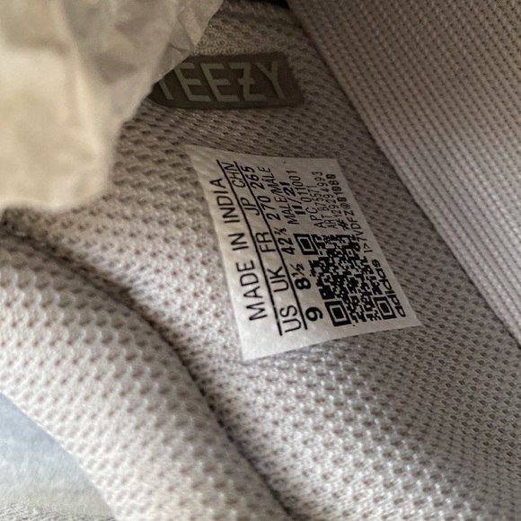 Yeezy 700 Waver Runner🔥 - Picture 12 of 13